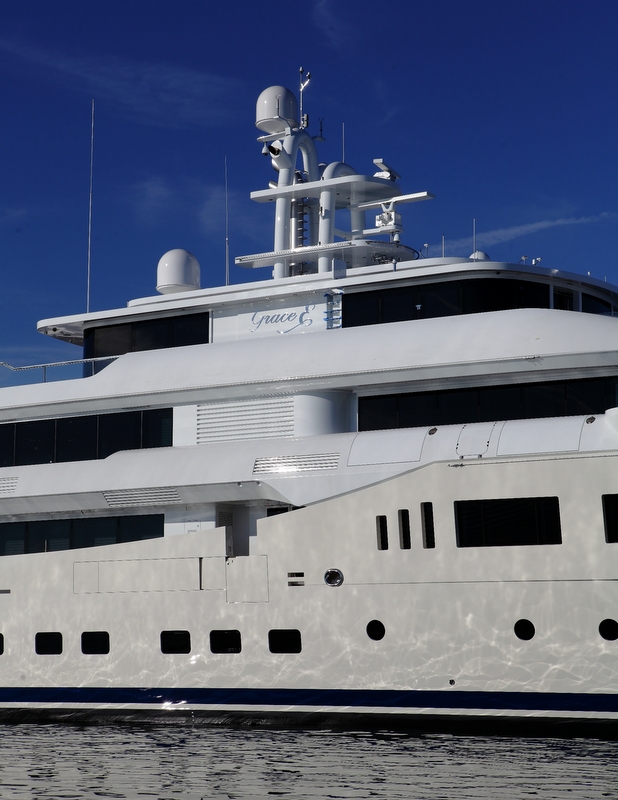 Yacht NAUTILUS , Perini Navi CHARTERWORLD Luxury Superyacht Charters
